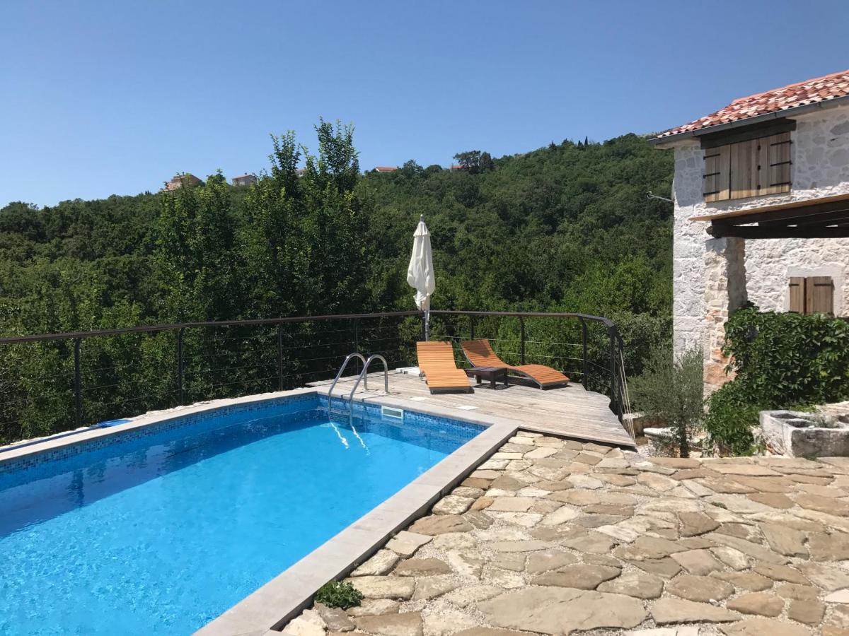 Ivanini Secluded Stone Villa With A Stunning View Brseč Exterior foto