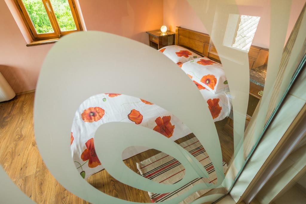 Ivanini Secluded Stone Villa With A Stunning View Brseč Exterior foto