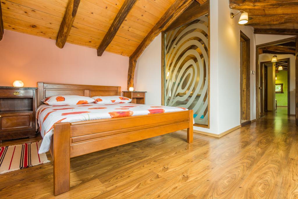 Ivanini Secluded Stone Villa With A Stunning View Brseč Exterior foto