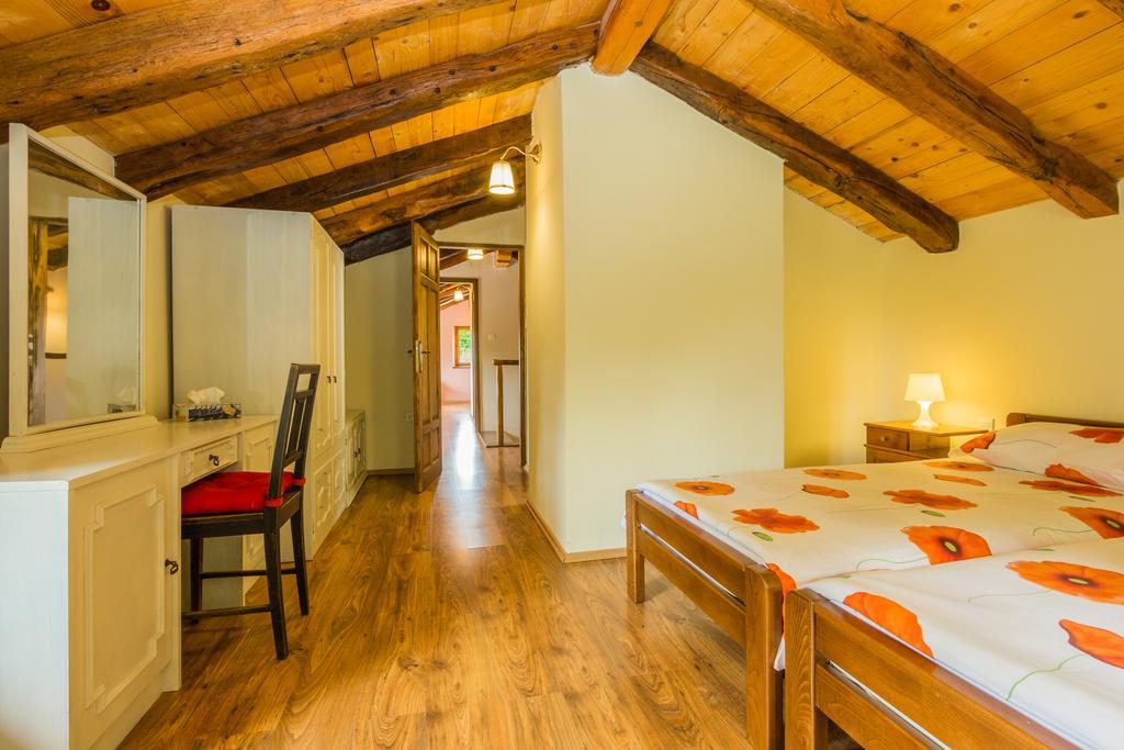 Ivanini Secluded Stone Villa With A Stunning View Brseč Exterior foto